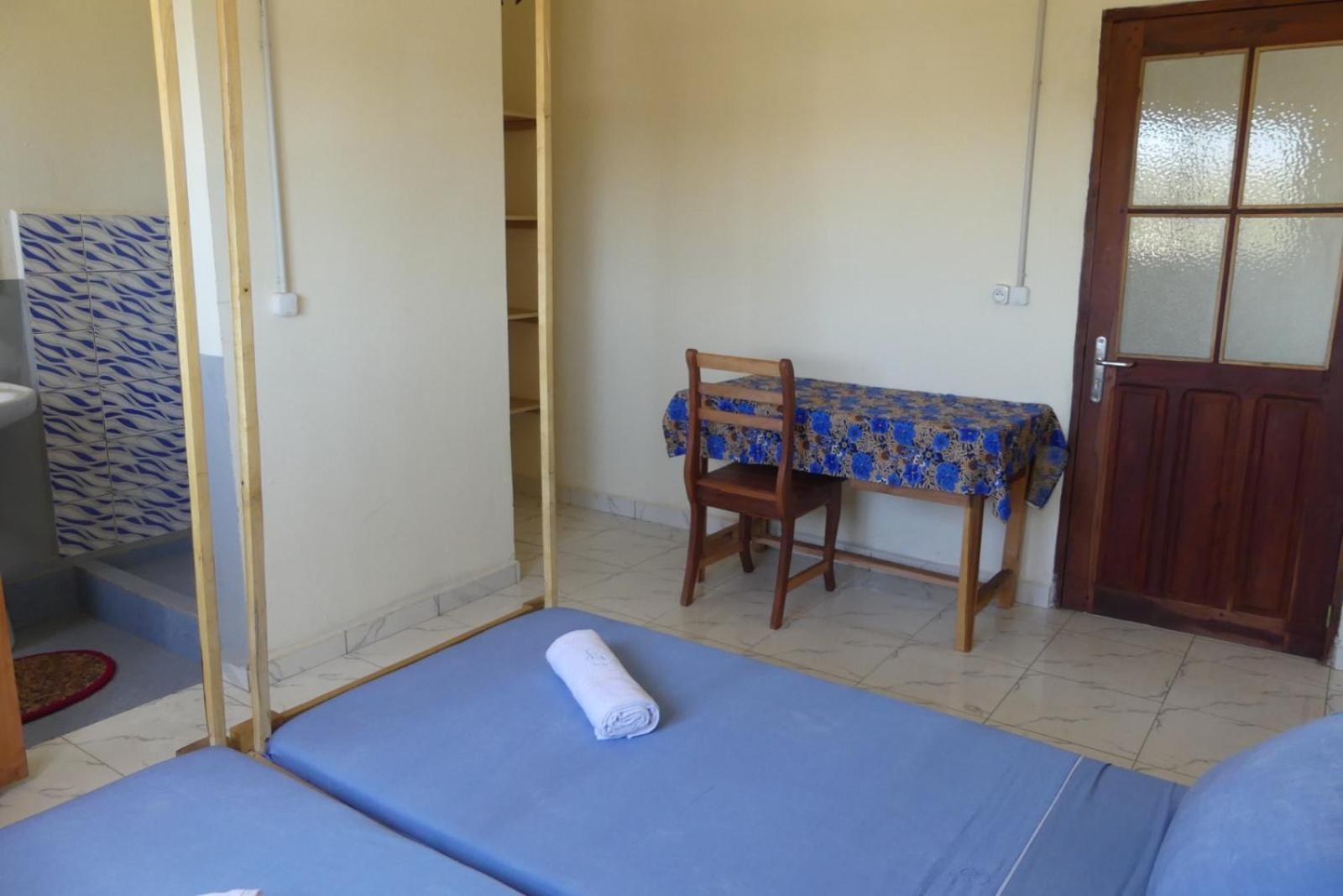 Centre Lucien Botovasoa Bed & Breakfast Antsiranana Exterior photo